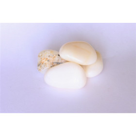 Pierres polies en Opale Blanche